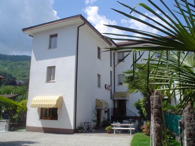 Hotel Elvezia Lake Maggiore Dış mekan fotoğraf